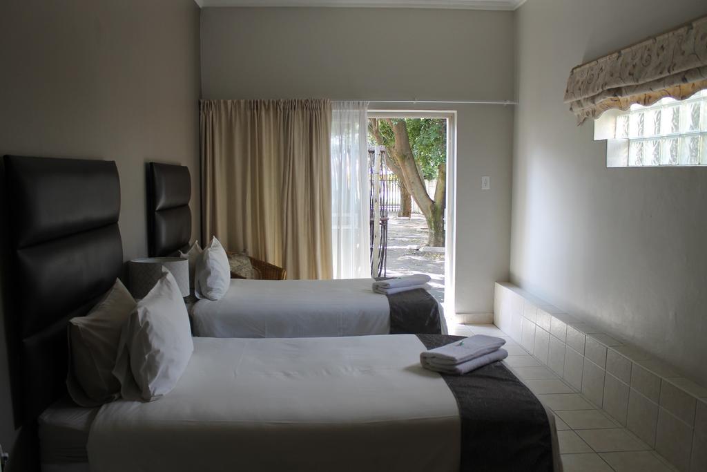 Fin And Feather Guest Lodge Боксбурґ Екстер'єр фото